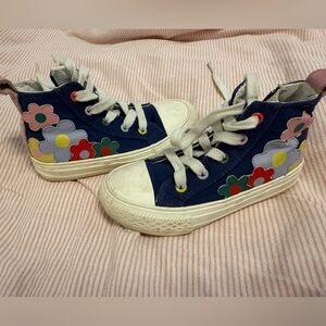 Mini Boden Navy High-Top Sneakers with Multicolor Flower Patches